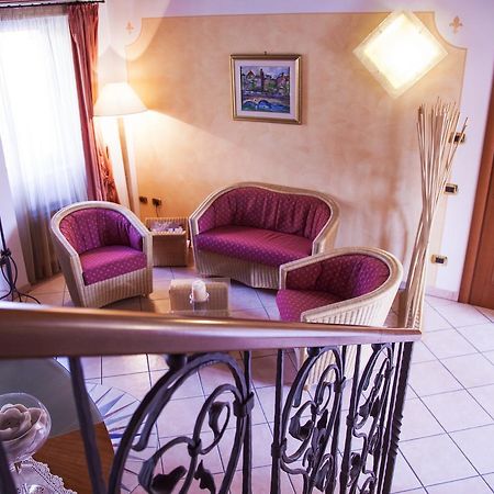 Bed and Breakfast Residenza Il Giglio Mozzecane Exteriér fotografie