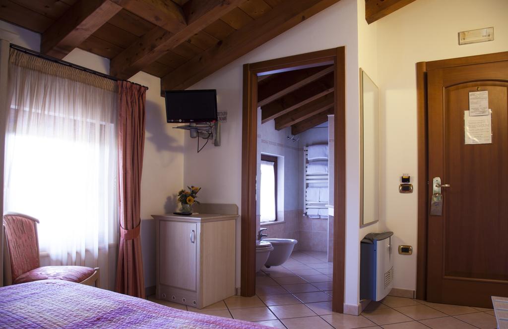 Bed and Breakfast Residenza Il Giglio Mozzecane Exteriér fotografie
