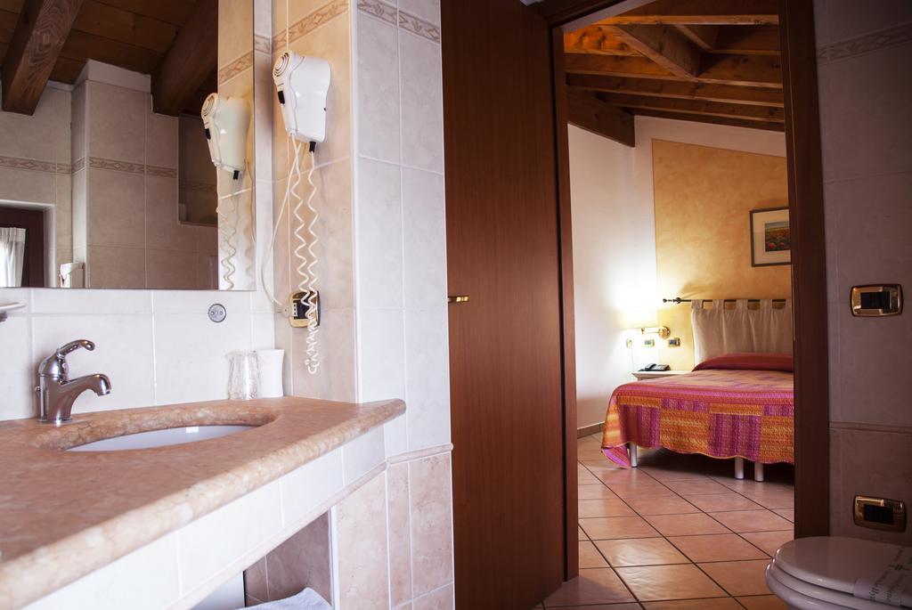Bed and Breakfast Residenza Il Giglio Mozzecane Exteriér fotografie
