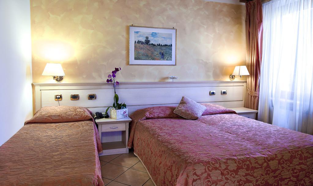 Bed and Breakfast Residenza Il Giglio Mozzecane Exteriér fotografie